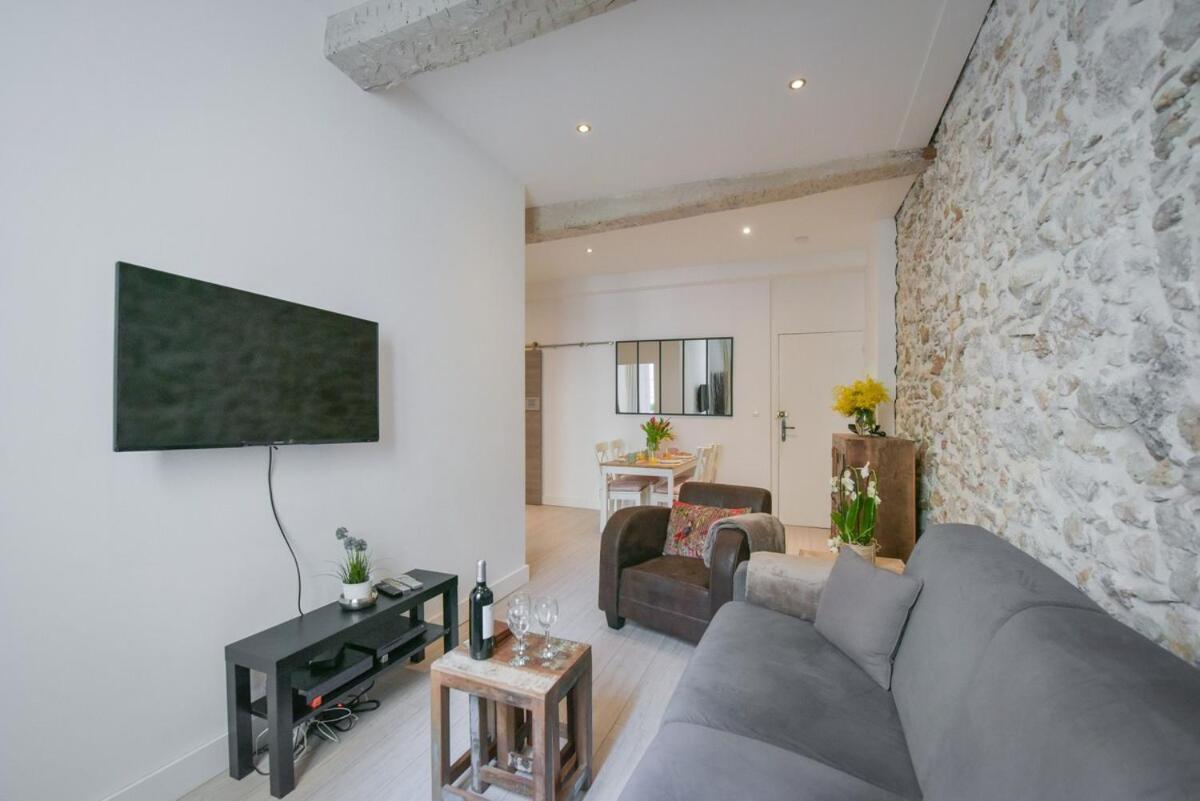 Appartement Vieux Murs - Brand New Flat For 4, Ac, Wifi Center Old