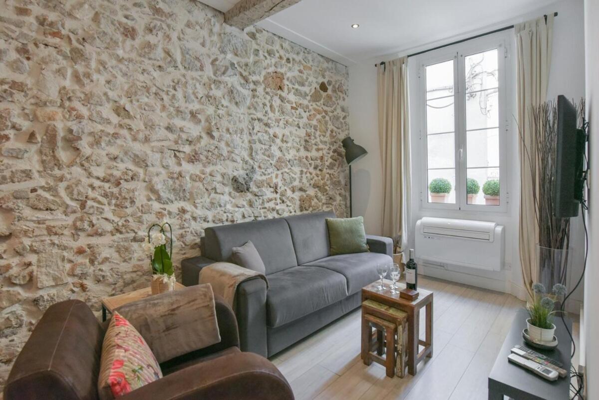 Vieux Murs - Brand New Flat For 4, Ac, Wifi Center Old *