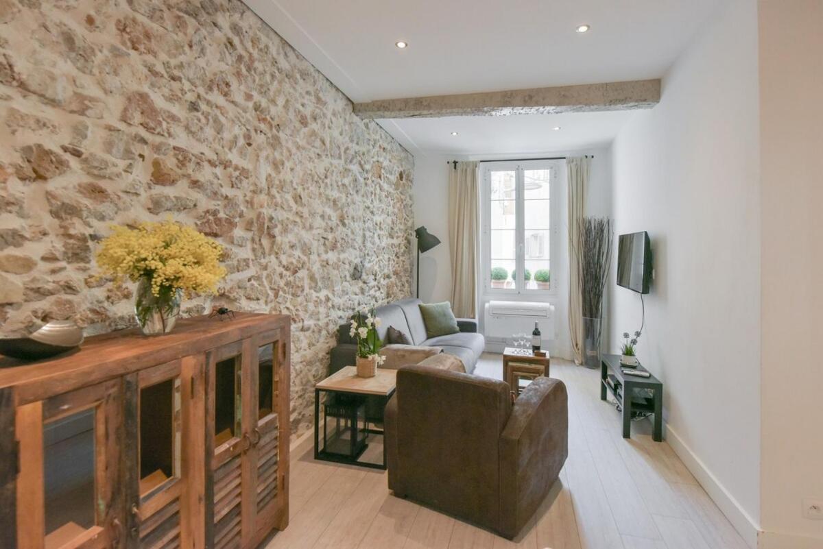 Appartement Vieux Murs - Brand New Flat For 4, Ac, Wifi Center Old *